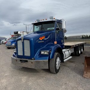 KENWORTH T450 CON PLATAFORMA 655142